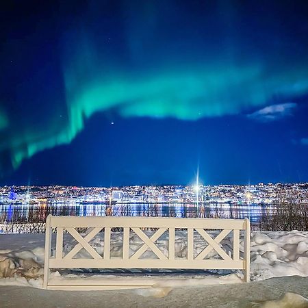 Apartamento Panorama View - Free Parking - Perfect For Couples Tromsø Exterior foto