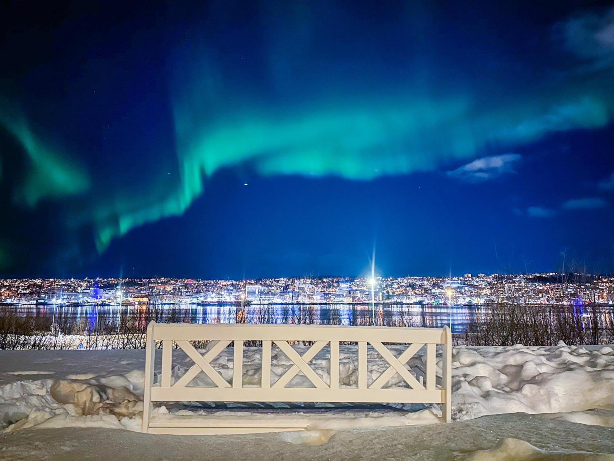 Apartamento Panorama View - Free Parking - Perfect For Couples Tromsø Exterior foto
